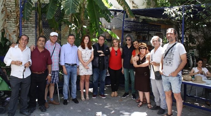 Apoyo de IU a los responsables de La Carbonería por el "desahucio" .