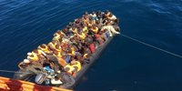 Casi 1.900 inmigrantes a bordo de 87 pateras llegan a las costas andaluzas en lo que va de 2016