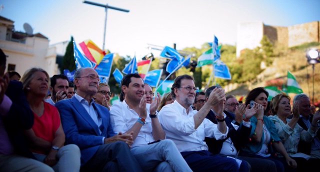De la Torre, Juanma Moreno, Rajoy en un mitin en calle Alcazabilla en Málaga