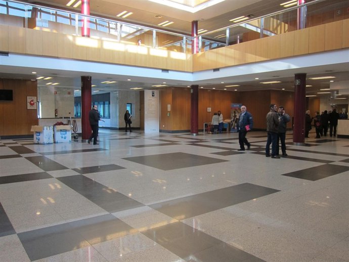 Hall principal del Hospital Clínico de Santiago