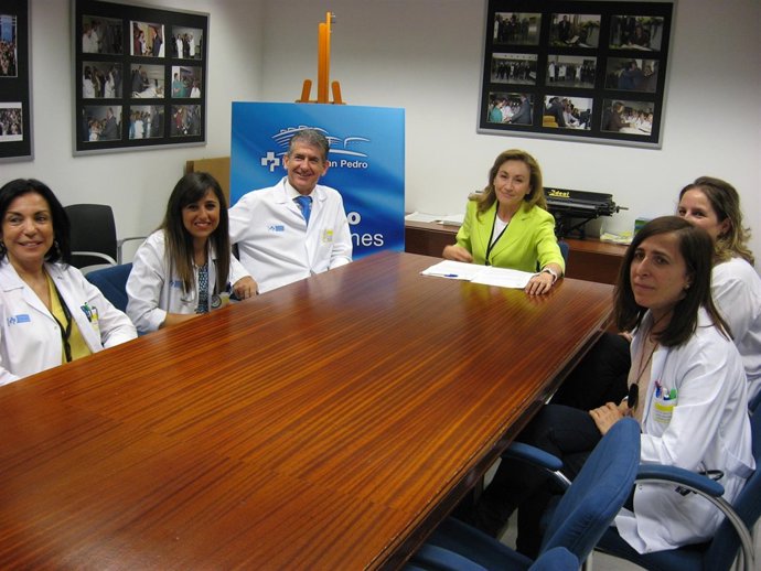 María Martín Se Reúne Con Neurólogos, Neumólogos Y Nutriólogos Para Conocer La A