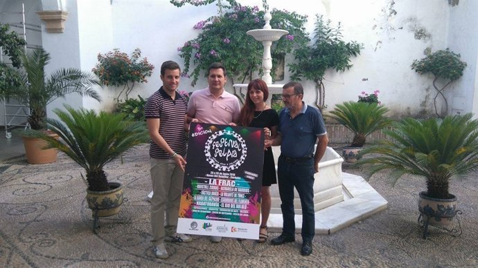 Torralbo (izda.) durante la presentación del Festival Selpia