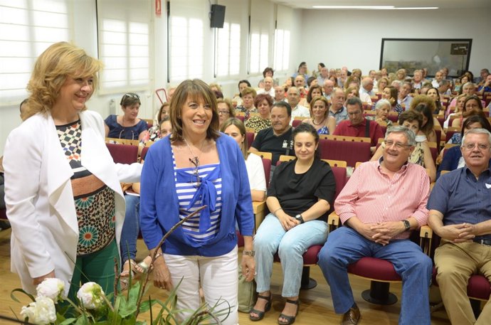 Gálvez y Vega en el encuentro con colectivos.