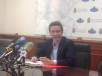 PSOE cree que De la Serna "no ha hecho más de lo que debía hacer"