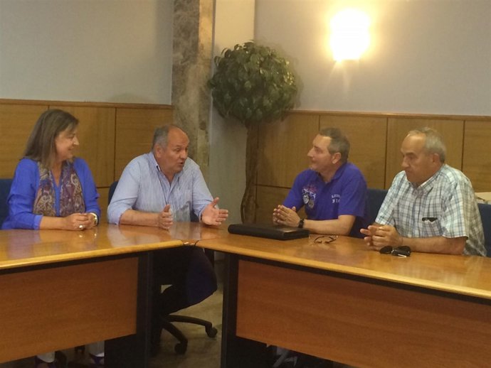 Candidatos del PP se reúnen con AMA