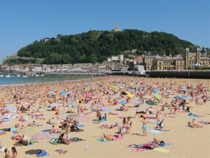 Playa de La Concha en San Sebastián.