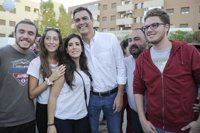 El PSOE saca pecho de su 'cantera' y se compromete a tratar a los jóvenes como "ciudadanos de pleno derecho"