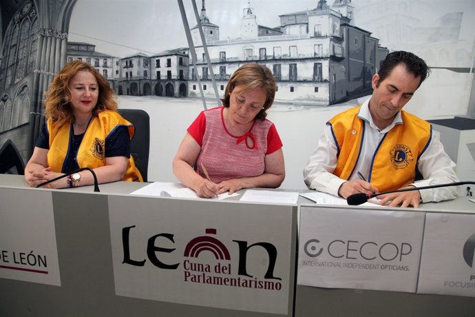 PRENSA AYTOLEÓN. Convenio Club Lions