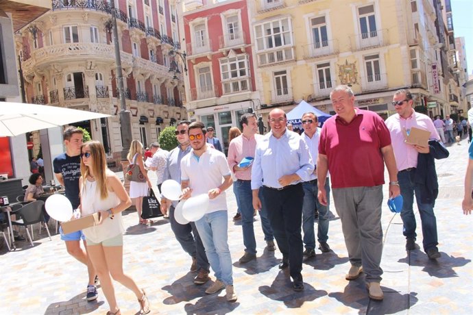 Pedro Antonio Sánchez y Bernabé en su visita a Cartagena