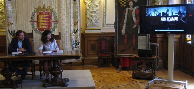 El alcalde, Óscar Puente, y Ana Redondo presentan los conciertos de Fiestas