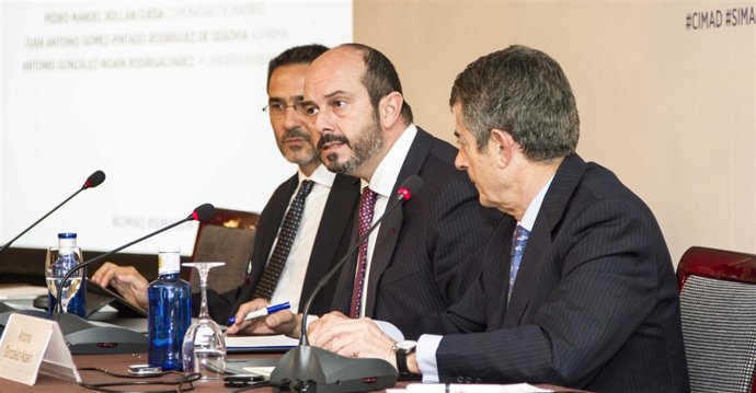 Pedro Rollán, consejero de Transportes