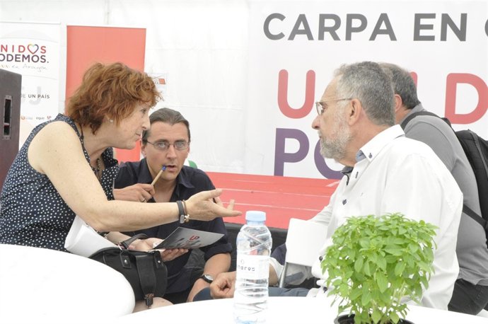 Rosa Magallón y Pedro Arrojo, de Unidos Podemos.