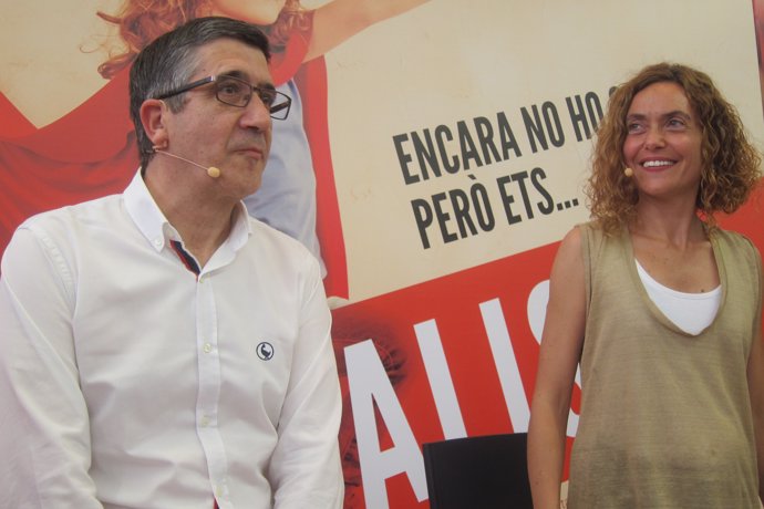 Los socialistas Patxi López y Meritxell Batet