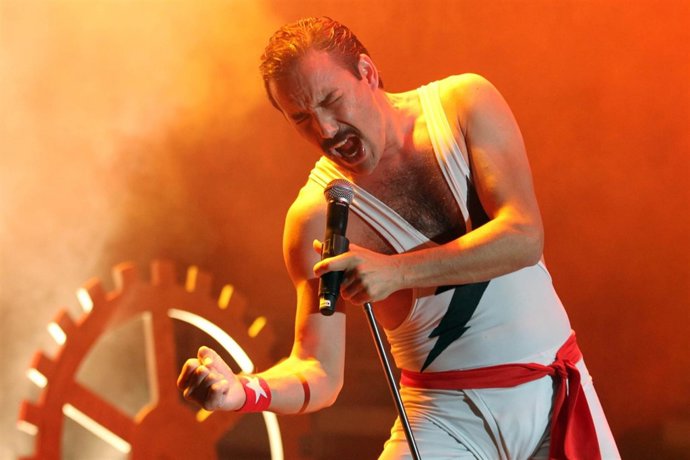 Pablo Padín, cantante de God Save The Queen, banda tributo de Queen