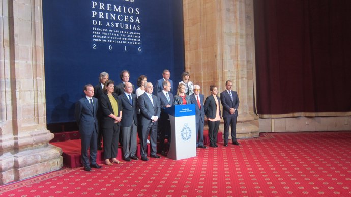 Jurado de los Premios Princesa de Asturias. 