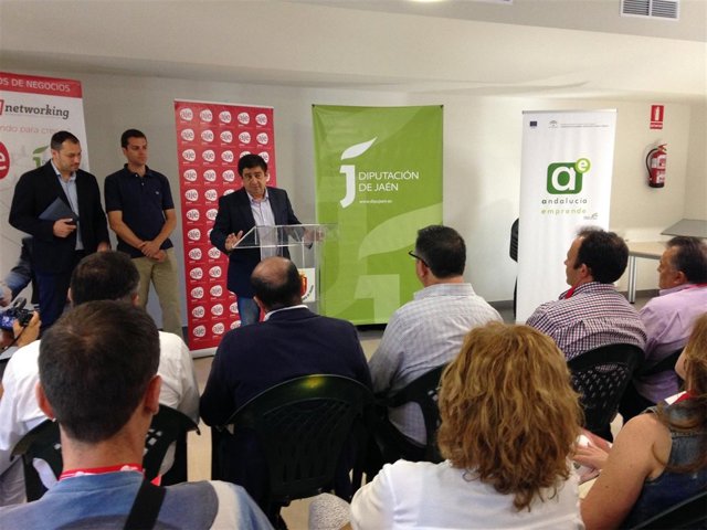 Encuentro de negocios organizado por AJE y Diputación