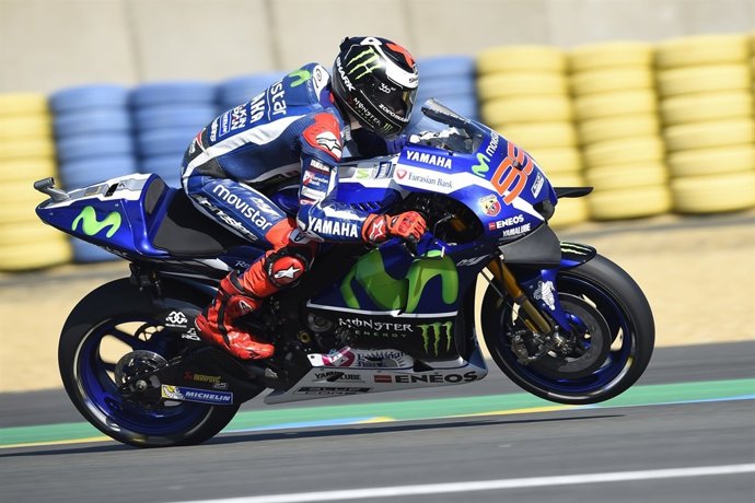Jorge Lorenzo preparado en la parrilla de salida del GP de Francia 