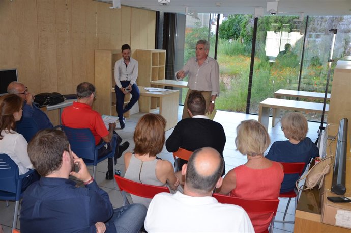 Reunión con vecinos