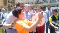 Rivera en Logroño: Selfies, vino blanco y sol de justicia
