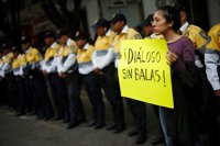 Activistas exigen sanciones a los responsables de las muertes en las protestas de México