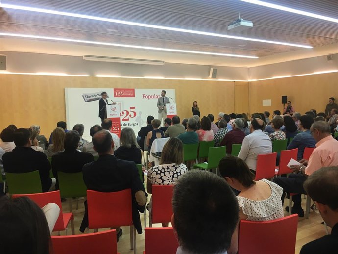 Patxi López en un coloquio en Burgos