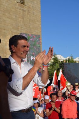 Pedro Sánchez, en un acto en Villanueva de la Serena