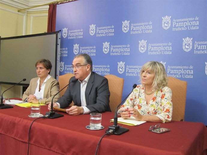 Ana Elizalde, Enrique Maya y María Caballero.