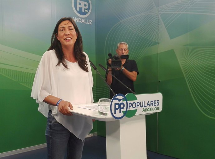 Dolores López, hoy ante los medios