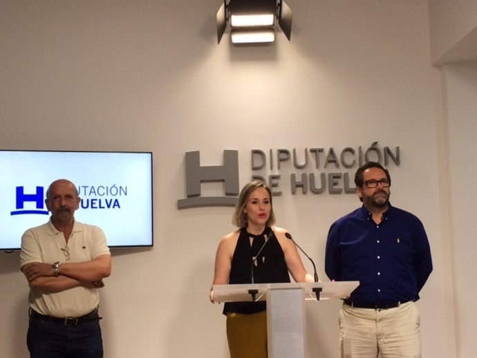 Rafael Barba y Laura Martín informan de mosquitos