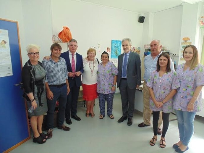 El consejero de Salud, Aquilino Alonso, en Aspacehu.