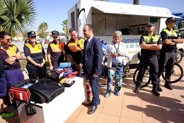 Presentación de la campaña de seguridad en las playas con Cortés y Porras 