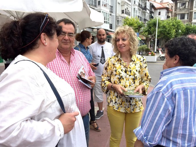 González Vega con Díaz Tezanos en Castro Urdiales