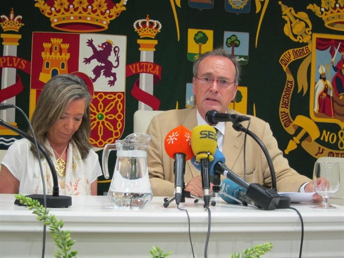Felisa Panadero y Luis Fernando López Cotín
