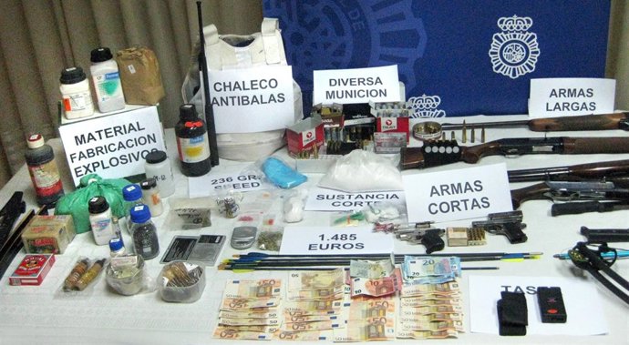 Efectos intervenidos en esta operación policial 