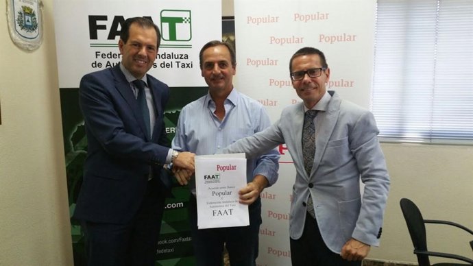 Firma del acuerdo de colaboración entre Popular y FAAT.