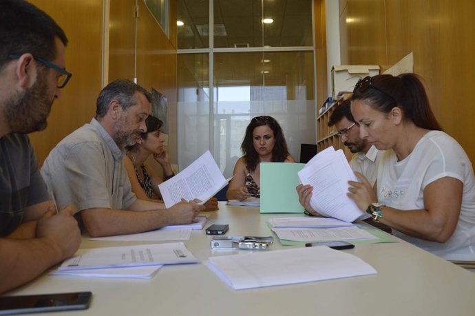 Castro (IU) reunión con Asociación de Alergia a Alimentos 