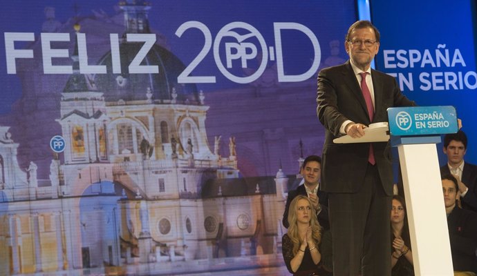 Mariano Rajoy cierra campaña en una cena-mitin