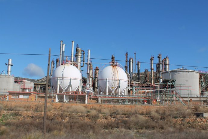 COMPLEJO PETROQUÍMICO REPSOL PUERTOLLANO FÁBRICA INDUSTRIA