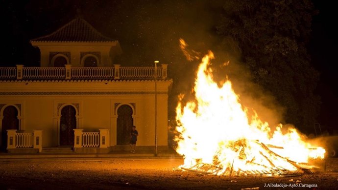 Hoguera Noche de San Juan 