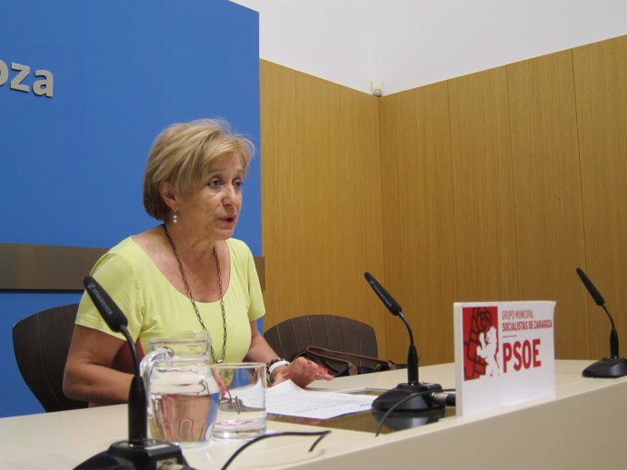 Lola Campos (PSOE)