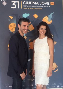 Leonardo Sbaraglia y Clara Lago en el festival Cinema Jove
