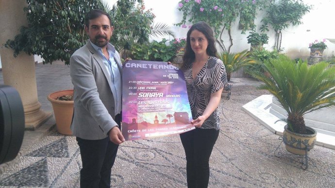 Gómez y Romero durante la presentación de 'Cañeteando'