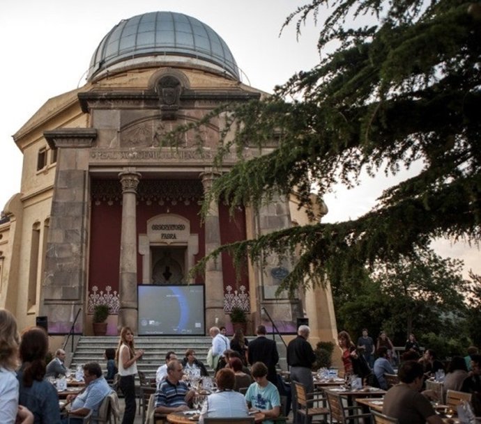 Cena con estrellas en el Observatori Fabra