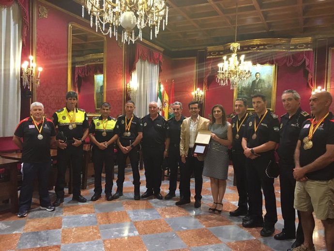 Policías y bomberos de Granada participantes en los Juegos Europeos de Huelva