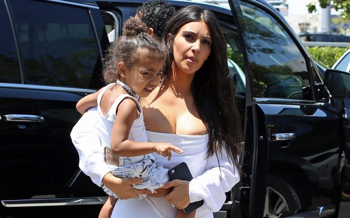 KIM KARDASHIAN Y NORTH WEST