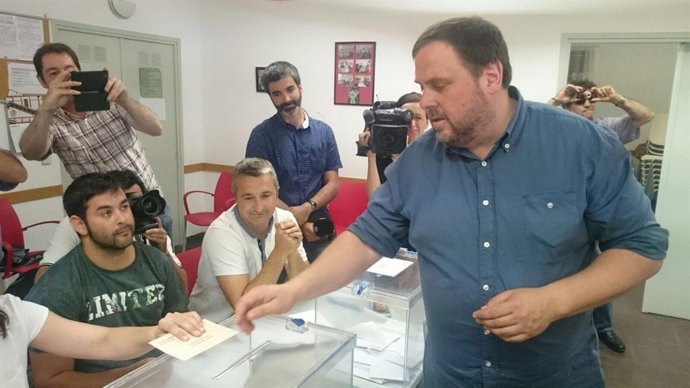 Oriol Junqueras vota el 26J