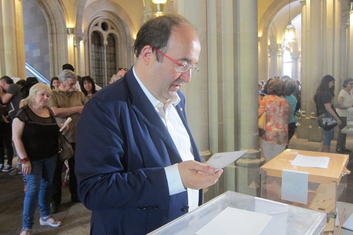 Miquel Iceta (PSC) vota el 26J