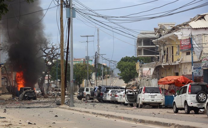 Atentado de Al Shabaab contra un hotel de la capital de Somalia, Mogadiscio