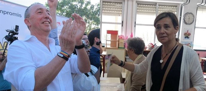 Joan Baldoví  y Elena Bastidas