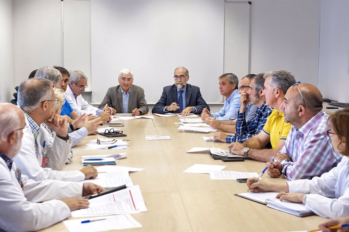 Domínguez ha presidido la reunión para el dispositivo sanitario de San Fermín 